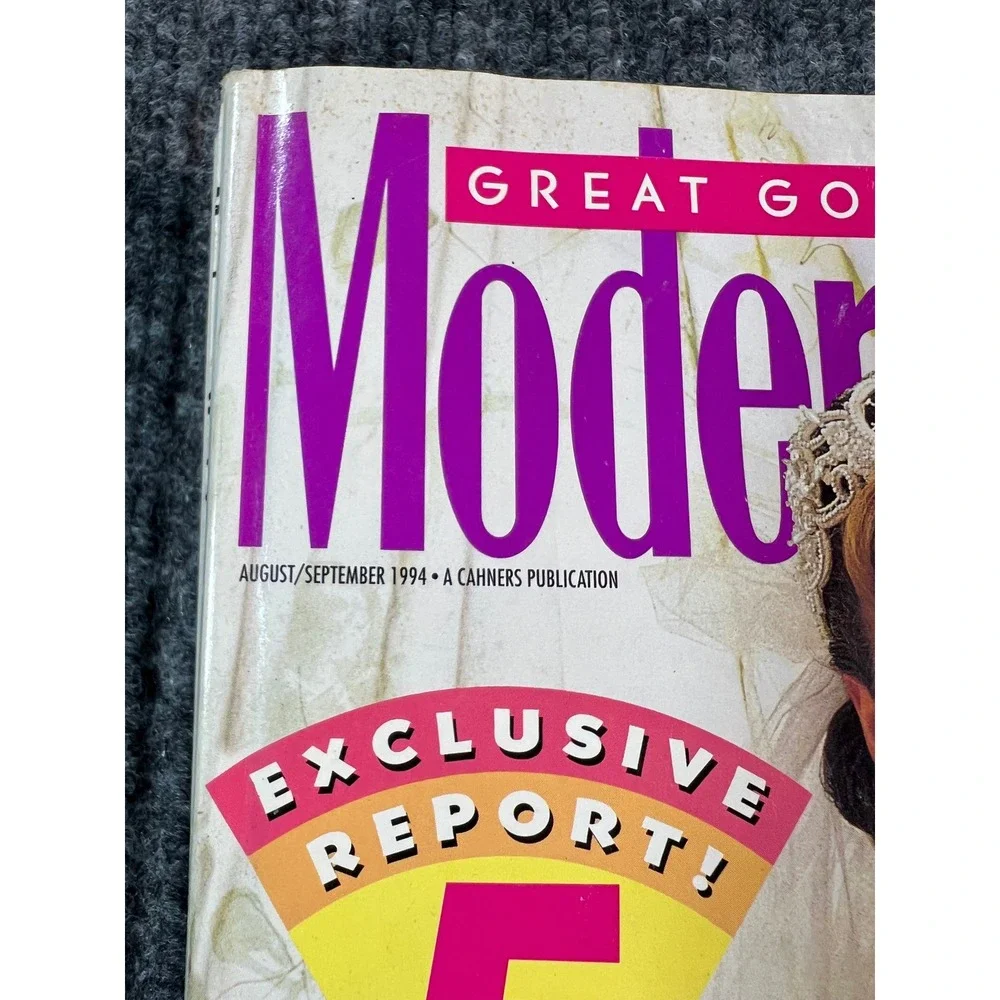 Vintage 90s MODERN BRIDE Magazine August/September 1994 Wedding Gowns Decor Cake